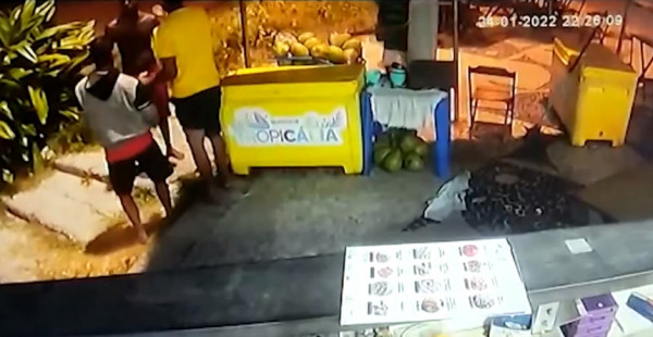 Βραζιλία: Του έδεσαν πόδια και χέρια και τον ξυλοκόπησαν μέχρι θανάτου επειδή ζήτησε τα δεδουλευμένα του