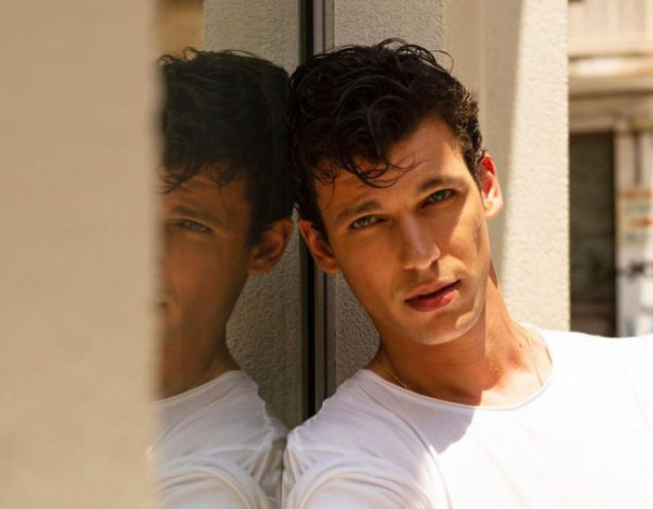 Βασίλης Μίχας: «Είχα σχέση με μια γυναίκα 10 χρόνια μεγαλύτερη»