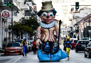 Δεν χαλαρώνουν τα μέτρα για τον κοροναϊό – Τι εισηγήθηκε η επιτροπή για καρναβάλια, εστίαση και γήπεδα