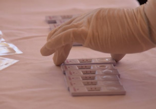 Κορονοϊός: Καρκινοπαθής νοσεί διαρκώς επί 14 μήνες