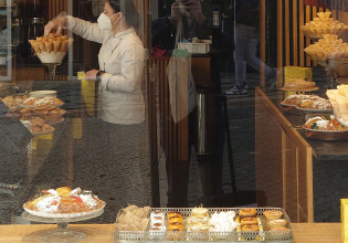 Έλληνας γιατρός στην Πορτογαλία: Πώς ο μαζικός εμβολιασμός έδωσε πίσω στους Πορτογαλους την ελευθερία τους