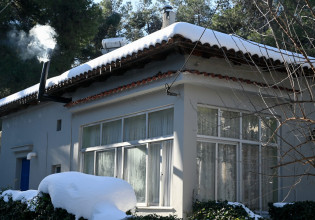 Αρναούτογλου: Προειδοποιεί για νέες καταιγίδες και χιόνια στην Αττική – Θυελλώδεις οι άνεμοι