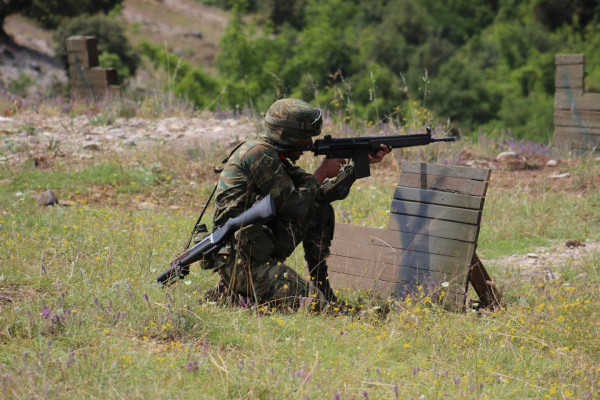 Παίρνει σειρά η ενίσχυση του οπλοστασίου του Στρατού Ξηράς