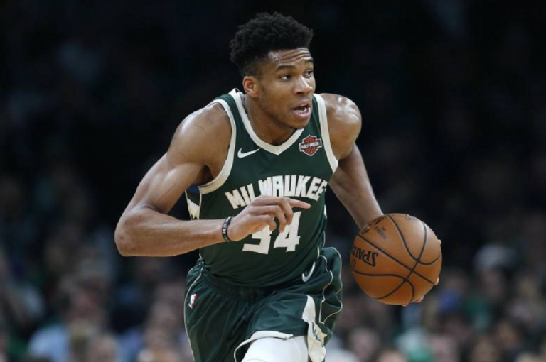 Αντετοκούνμπο: «Δάκρυσα με το Notebook και με το κομμάτι της ταινίας μου»