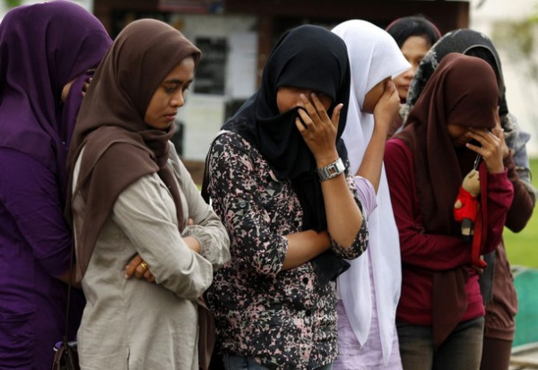 Ινδονησία: Σε ισόβια καταδικάστηκε καθηγητής ισλαμικού σχολείου για τον βιασμό 13 μαθητριών