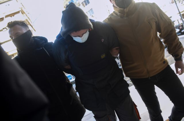 Θεσσαλονίκη: Ταυτοποιήθηκαν οι δύο συνεργοί για τη δολοφονία του Άλκη – Bαρύ το κατηγορητήριο για τον 23χρονο