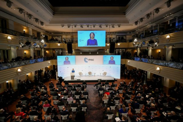 Κίνα: Μονόδρομος η Συμφωνία του Μινσκ για την επίλυση του ουκρανικού