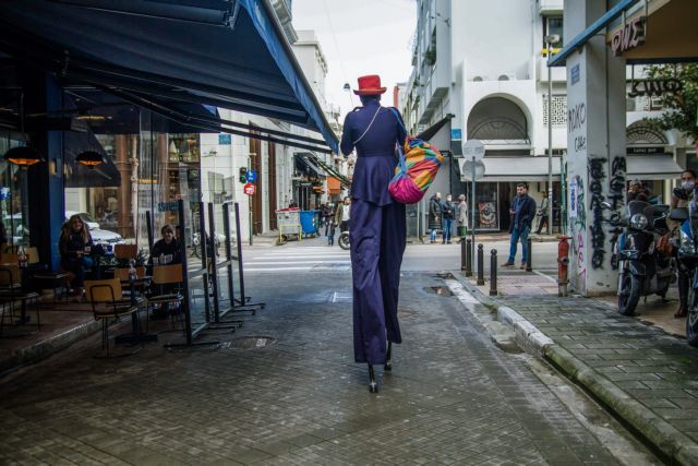 Παγώνη: Θα φοράμε μάσκα και το Πάσχα – «Όχι» σε καρναβάλια και όρθιους στην εστίαση