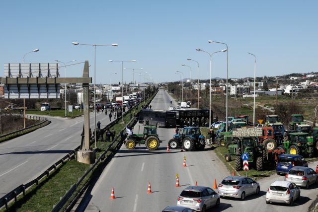 Κουτσούμπας: Επικοινωνία με Μητσοτάκη για τις κινητοποιήσεις των αγροτών