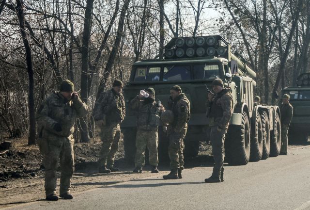 Ουκρανία: Αμεση επιστράτευση και των άνω των 60 ζήτησε το υπ. Άμυνας