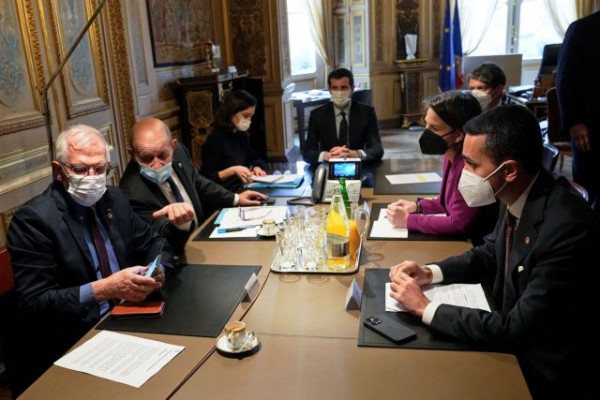 Ουκρανία: Να αποτραπεί ο πόλεμος με κάθε τρόπο, λέει η Ρώμη