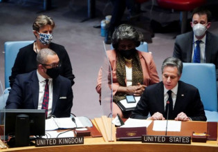 ΗΠΑ: Προετοιμάζονται για επίθεση οι Ρώσοι λέει ο Μπλίνκεν