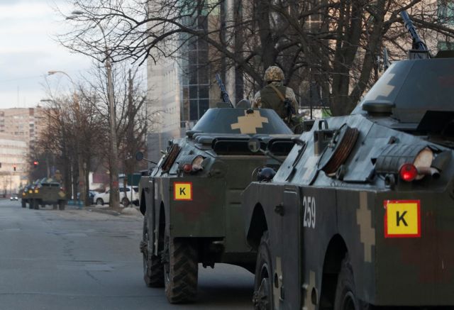 Μακρόν: Ο πόλεμος στην Ουκρανία θα έχει διάρκεια, πρέπει να προετοιμαστούμε