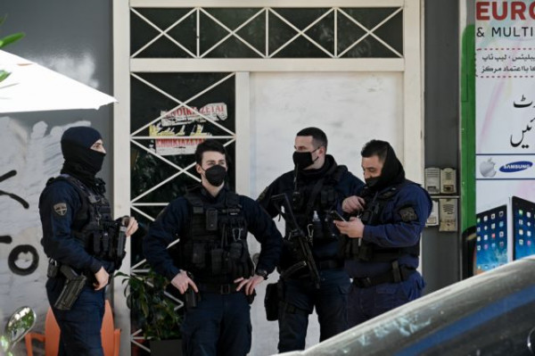 Νέες έρευνες σε συνδέσμους οπαδών στην Αττική – Χωρίς άδεια 5