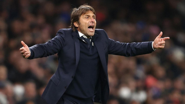 Κόντε: «Περίεργο που χάσαμε τόσους παίκτες, πρέπει να σταματήσουμε τα λάθη»