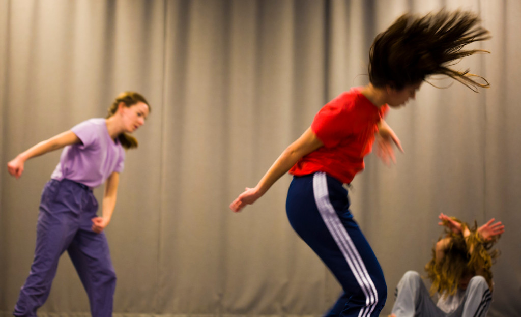 Ίρις Καραγιάν: Νέα παράσταση της χορογράφου στο θέατρο Θησείον