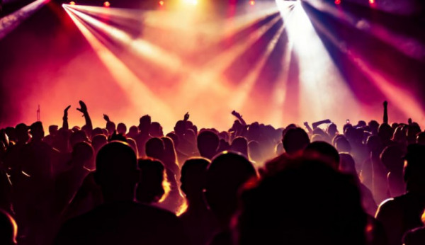 Health minister announces loosening of COVID-19 public health restrictions