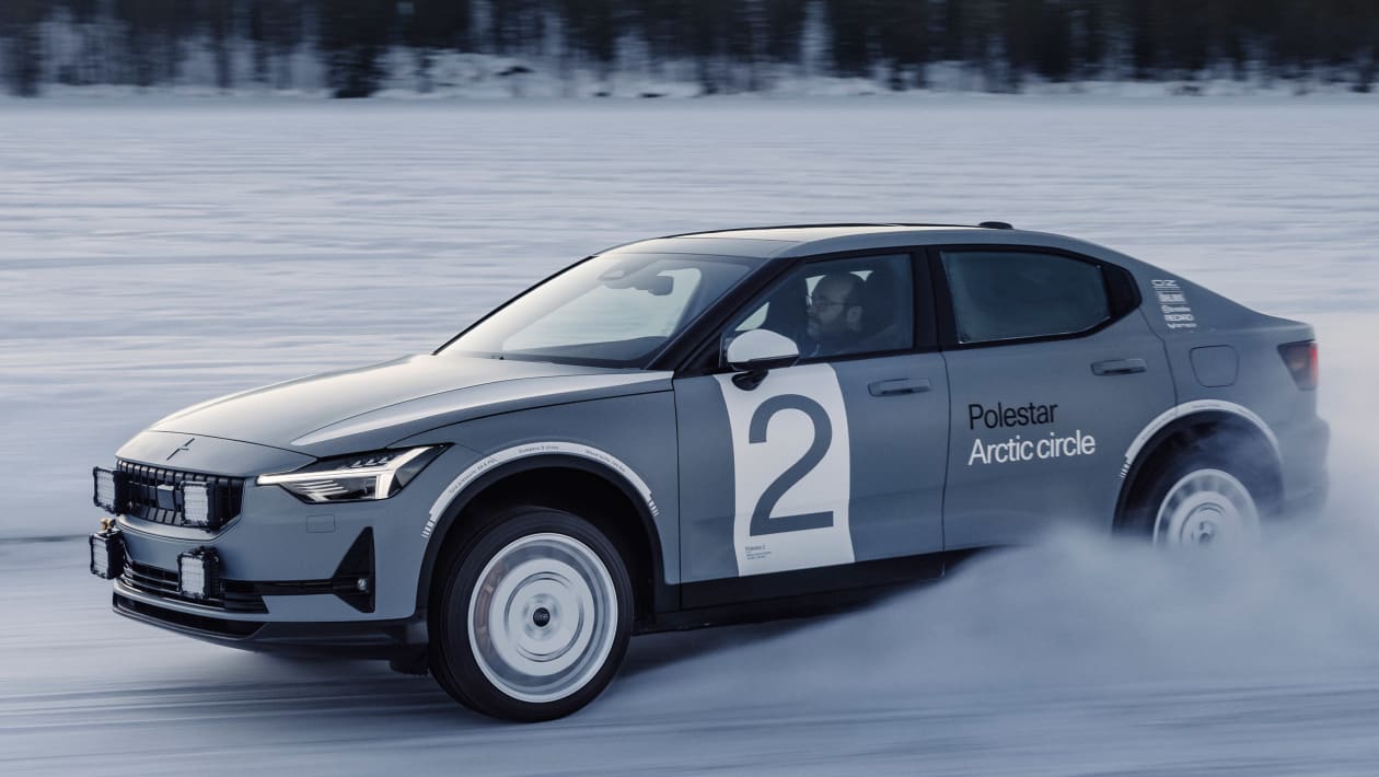 Polestar 2 Arctic Circle: Εκχιονιστικό…