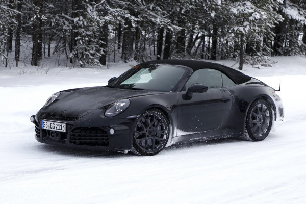 Porsche 911 Cabrio: Κόντρα τέμπο