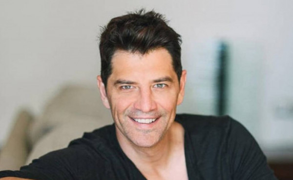 Σάκης Ρουβάς: Ο Νίκος Τερζής του απαγορεύει να ερμηνεύει τα τραγούδια του μετά τις δηλώσεις για τον Λιγνάδη