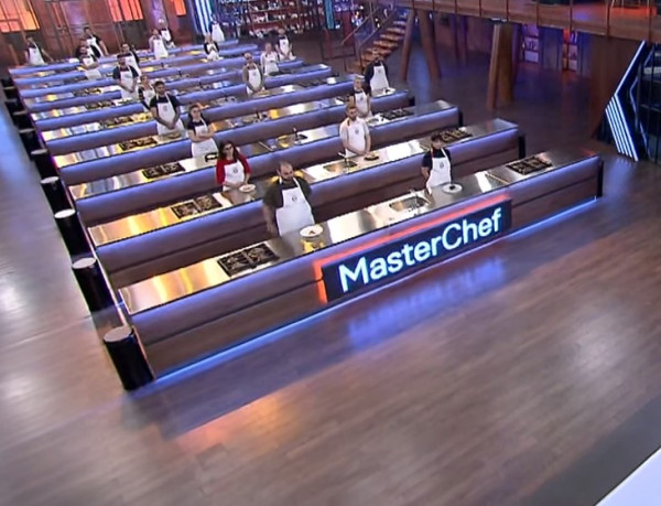 MasterChef: Ο παίκτης που κατάφερε να κερδίσει τη δοκιμασία με «κλειστά μάτια»