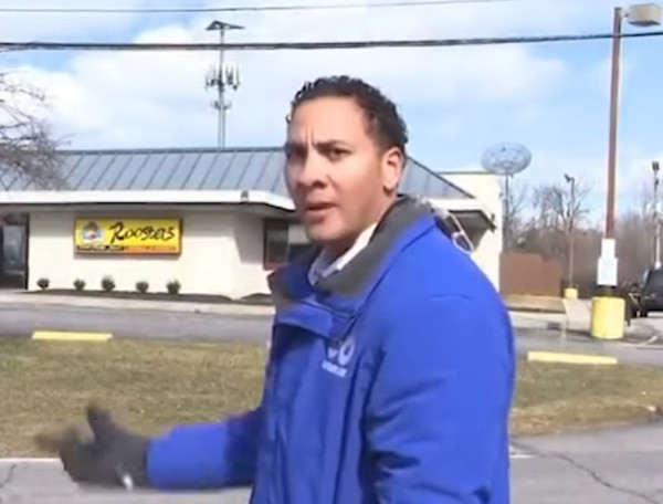 ΗΠΑ: Μια Ελληνίδα μάνα υπάρχει παντού – Ξεκαρδιστικό περιστατικό με ρεπόρτερ γίνεται viral