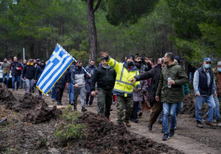 Λέσβος: Τέσσερις συνελήφθησαν και έξι ταυτοποιήθηκαν για τα επεισόδια στη Βάστρια
