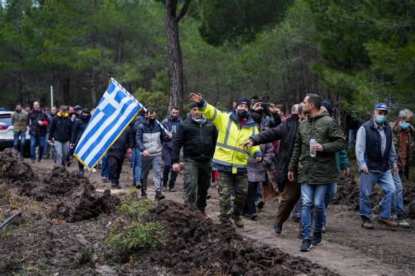 Λέσβος: Τέσσερις συνελήφθησαν και έξι ταυτοποιήθηκαν για τα επεισόδια στη Βάστρια