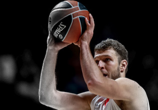 Βεζένκοφ: «Μας άνοιξε η όρεξη, στόχος μας και οι δύο εγχώριοι τίτλοι»