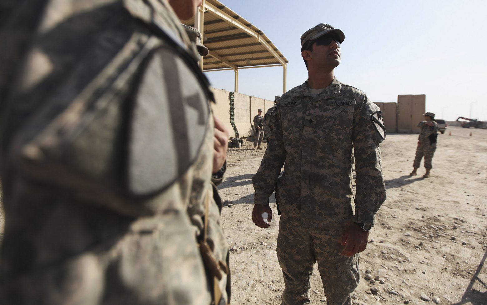 WAS12 IRAQ WITHDRAWAL 1218 11 | Lamianow.gr