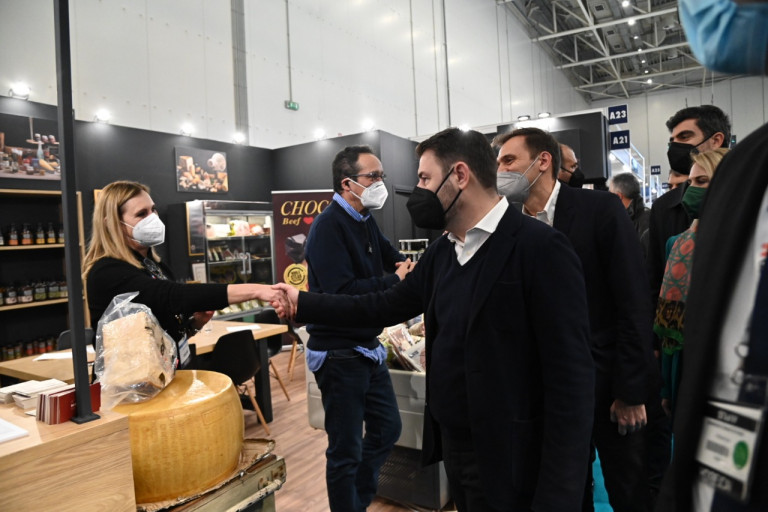 Νίκος Ανδρουλάκης: Χρειαζόμαστε μακροπρόθεσμο σχέδιο αναβάθμισης των υπηρεσιών εστίασης και φιλοξενίας