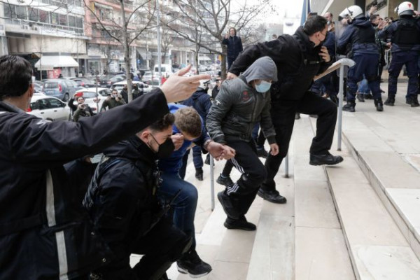 Δολοφονία Αλκη: Ένας από τους συλληφθέντες είχε μαχαιρωθεί πριν από λίγους μήνες