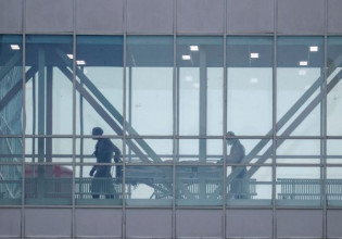 Κοροναϊός: Απρόσμενα αυξημένος ο κίνδυνος για καρδιολογικά προβλήματα ακόμη και έναν χρόνο μετά την ανάρρωση