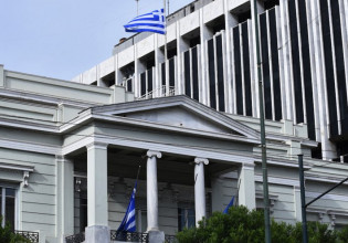 Η Αθήνα απαντά στον Ερντογάν για τις απειλές: Στερούνται κάθε νομιμότητας