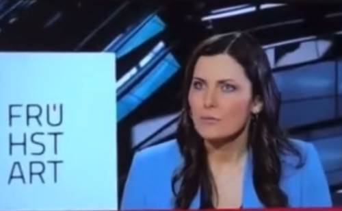 Δημοσιογράφος καταρρέει on camera – Δείτε το σοκαριστικό βίντεο