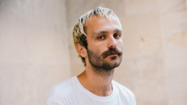 Βιασμός στη Θεσσαλονίκη: «Υπάρχει συμβόλαιο θανάτου εναντίον μου» λέει ο ακτιβιστής Ηλίας Γκιώνης