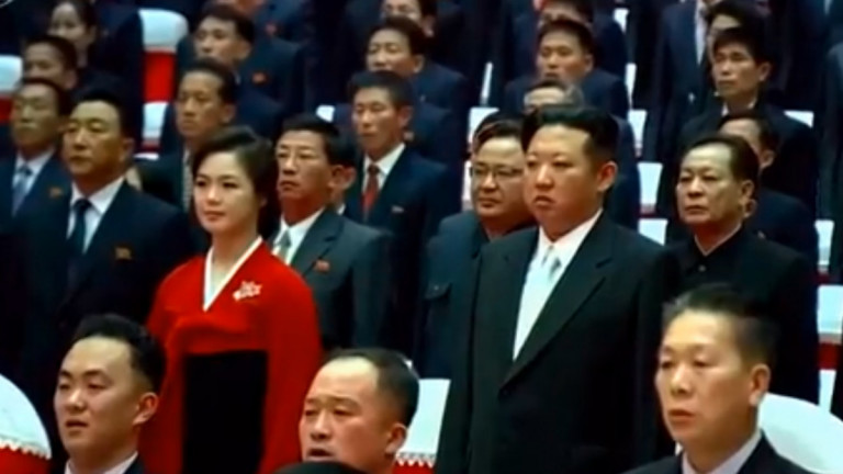 Αυτή είναι η σύζυγος του Κιμ Γιογνκ Ουν – Η σπάνια εμφάνισή της