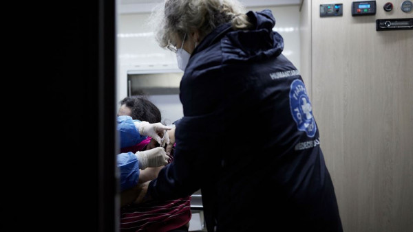 ΕΟΔΥ: Δράση για την ενημέρωση και τον εμβολιασμό των αστέγων στο λιμάνι του Πειραιά