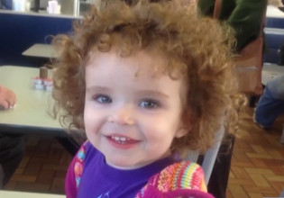 Η συγκλονιστική ιστορία της 7χρονης που πέρασε τη μισή ζωή της μέσα στο νοσοκομείο