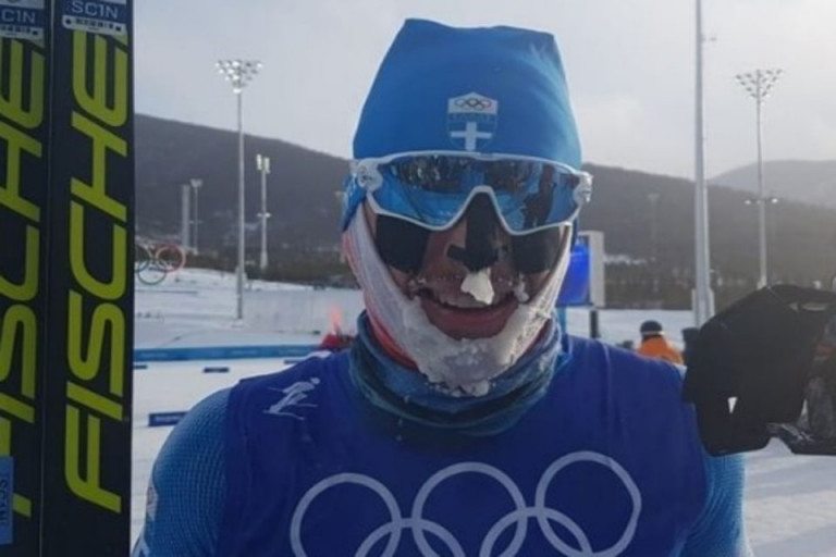 Χειμερινοί Ολυμπιακοί Αγώνες: Πάγωσε το πρόσωπο του Απόστολου Αγγέλη στα 50 χιλιόμετρα των δρόμων αντοχής