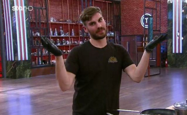 Ο Άκης Πετρετζίκης ξανά στο MasterChef – Χαμός στο Twitter μετά την αποκάλυψη