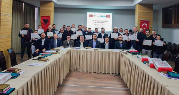 Αλβανία: Πτυχία σε νέους ιμάμηδες με τουρκική χρηματοδότηση και ένταξη στους «Illuminati»