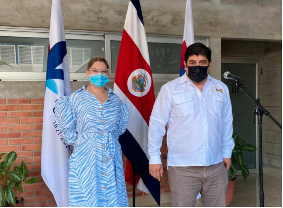 Κόστα Ρίκα: Με κοροναϊό ο πρόεδρος της χώρας μετά τη μόλυνση της συζύγου του