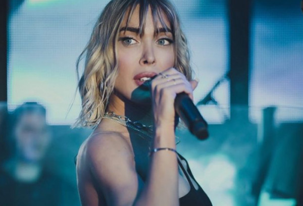 Αμαρυλλίς: Μητέρα για πρώτη φορά η τραγουδίστρια