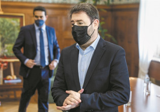 ΠΑΣΟΚ: Θέλουν αλλαγή γενιάς και στους ψηφοφόρους