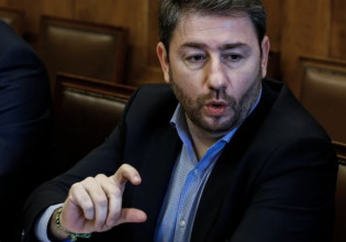 Ανδρουλάκης: Να αξιοποιηθεί το Ταμείο Ανάκαμψης για την ενίσχυση της ανταγωνιστικότητας της οικονομίας