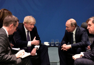 Ουκρανία: Νέα επικοινωνία Πούτιν και Τζόνσον για την κρίση – Συμφώνησαν να συνεχιστεί ο διάλογος