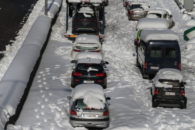 Αττική οδός: Καμπάνα 2 εκατ. ευρώ για το φιάσκο με τα χιόνια