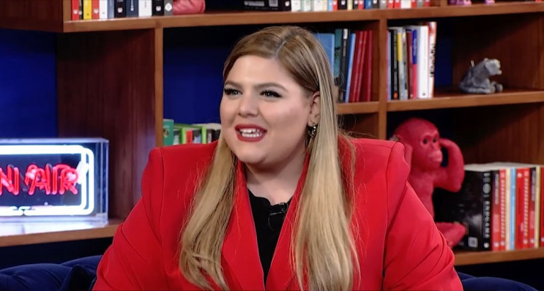 Δανάη Μπάρκα: «Η μαμά μου με έχει δηλητηριάσει κατά λάθος»