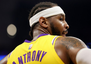 Καρμέλο : «Οι Λέικερς έχουν χτιστεί για τα playoffs»